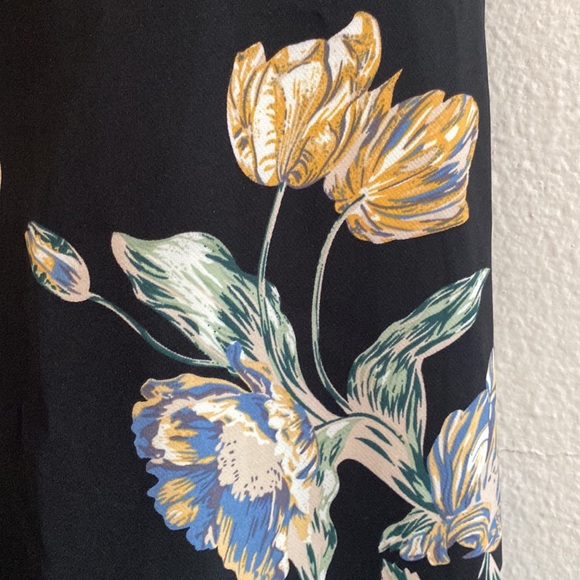 Black Floral joggers , XL - Picture 6 of 9